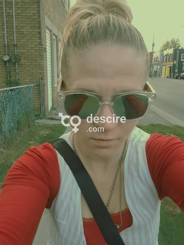 Available car calls out calls only very experienced lets play - Welland - Canada