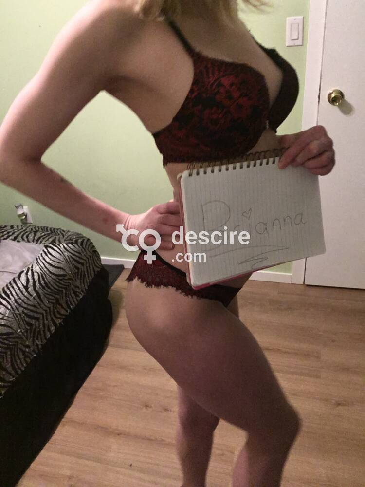 OUTCALLS ONLY ★ Sexy🫦 & Discrete🤫 Flexible Beauty 🪷 ★ - Edmonton - Canada