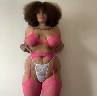 Thick, natural, curvy mamiiiii👸🏽 - Edmonton - Canada